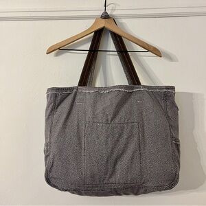 Thirty One Retro Metro Tote Grey with small white spots